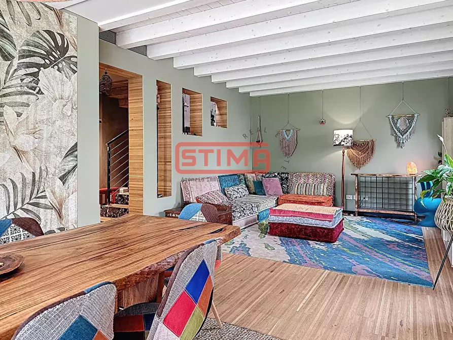 Immagine 21 di Villa in vendita  a Treviso