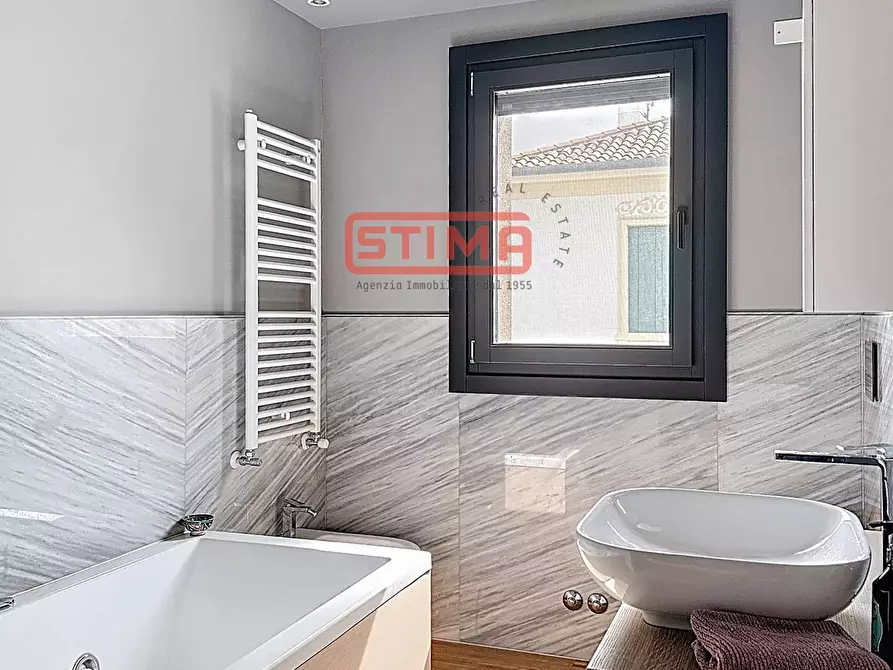 Immagine 74 di Villa in vendita  a Treviso