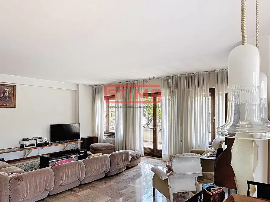 Immagine 11 di Attico in vendita  a Treviso