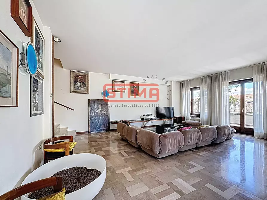 Immagine 12 di Attico in vendita  a Treviso