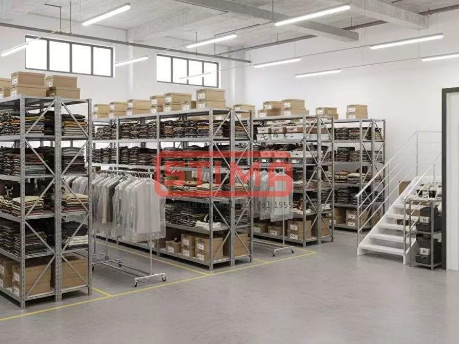 Immagine 1 di Magazzino in affitto  in VIA TORINO a Venezia