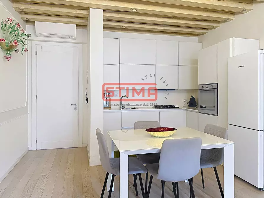 Immagine 13 di Appartamento in affitto  a Treviso