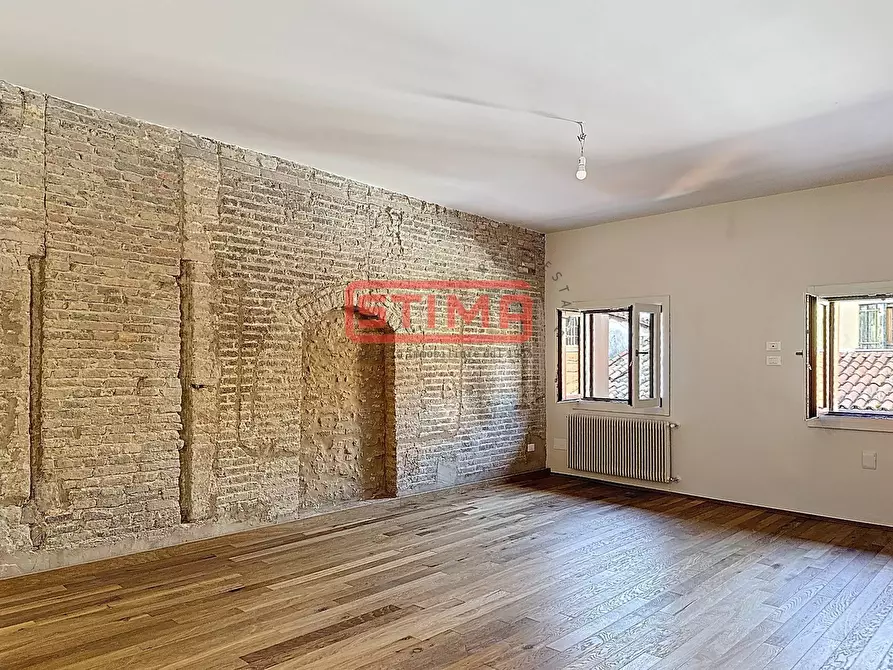 Immagine 2 di Attico in vendita  a Treviso