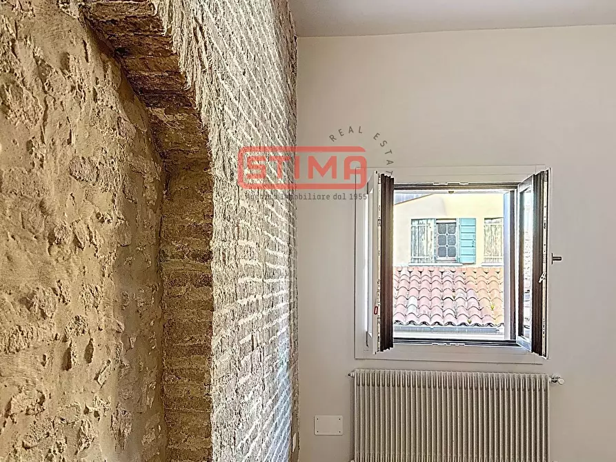 Immagine 1 di Attico in vendita  a Treviso