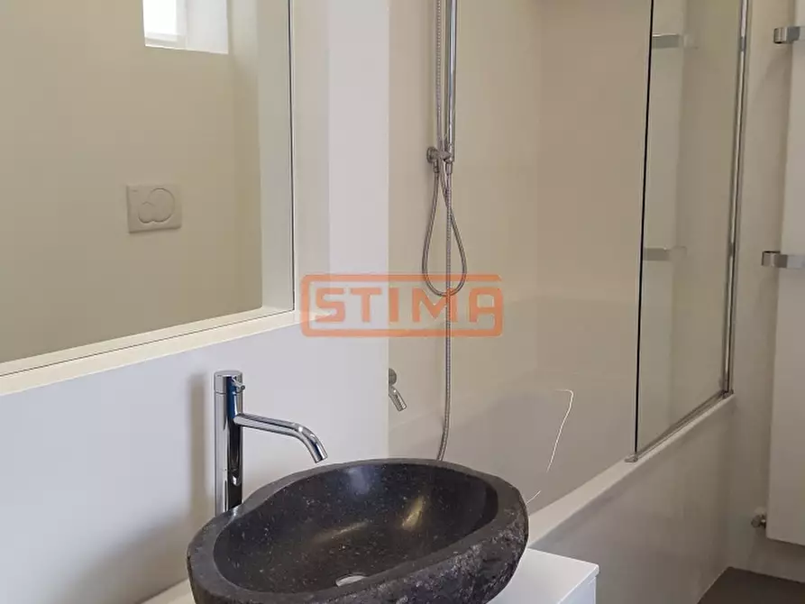 Immagine 23 di Appartamento in affitto  a Treviso