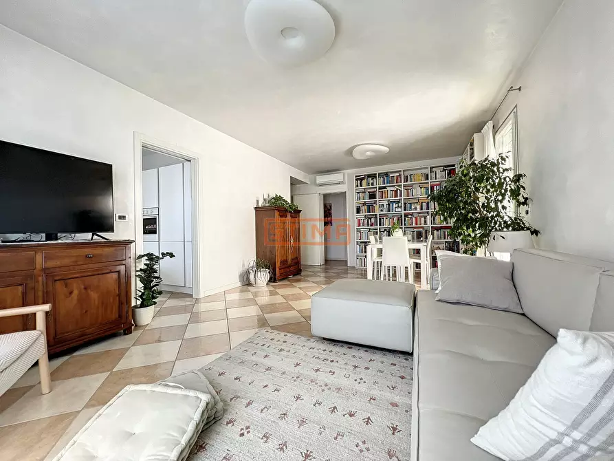 Immagine 35 di Appartamento in affitto  a Treviso