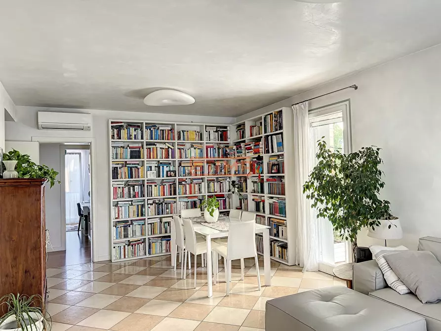 Immagine 36 di Appartamento in affitto  a Treviso