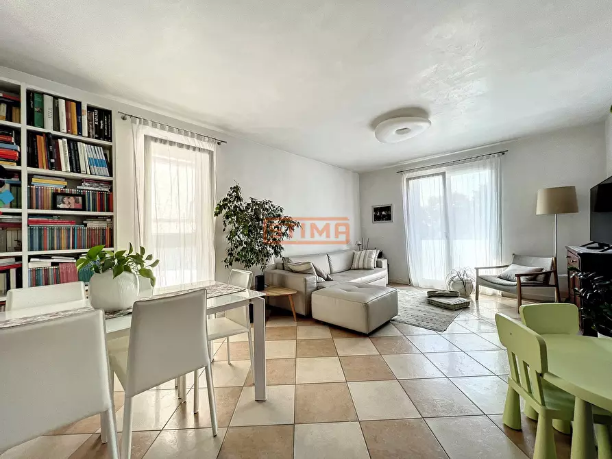 Immagine 60 di Appartamento in affitto  a Treviso