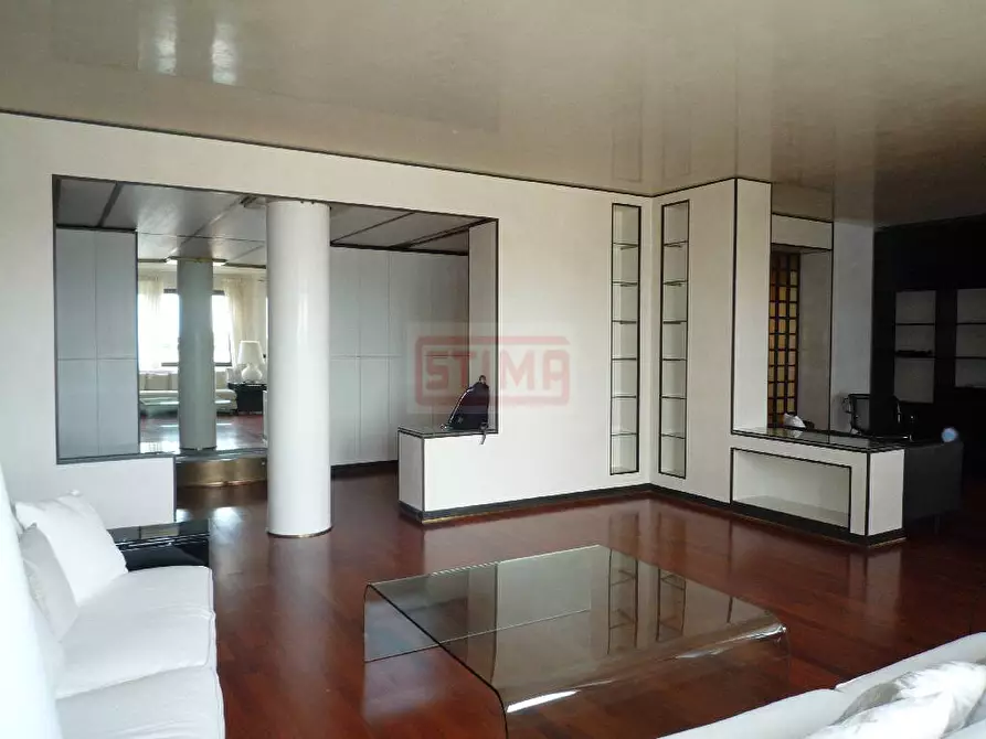 Immagine 3 di Appartamento in vendita  a Treviso