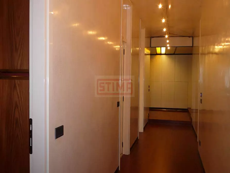 Immagine 33 di Appartamento in vendita  a Treviso