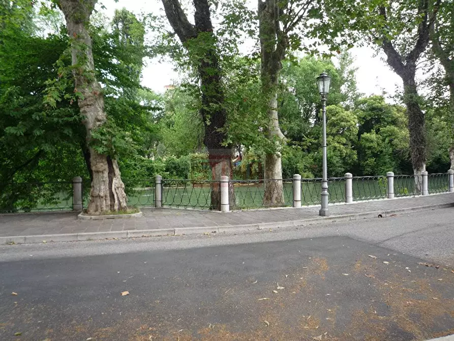 Immagine 36 di Appartamento in vendita  a Treviso