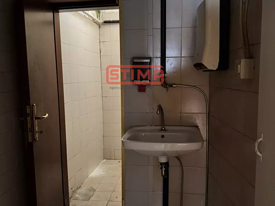 Immagine 7 di Negozio in affitto  in viale 4 novembre a Treviso