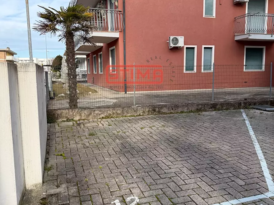 Immagine 23 di Appartamento in vendita  a Jesolo