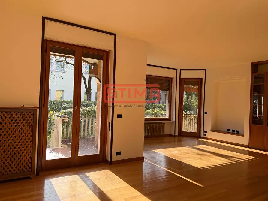 Immagine 12 di Appartamento in affitto  a Treviso