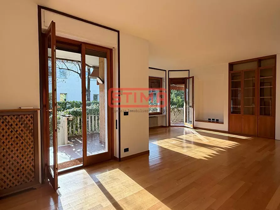 Immagine 47 di Appartamento in affitto  a Treviso