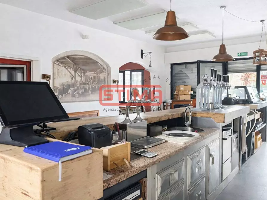 Immagine 1 di Negozio in vendita  in strada canizzano 121 a Treviso