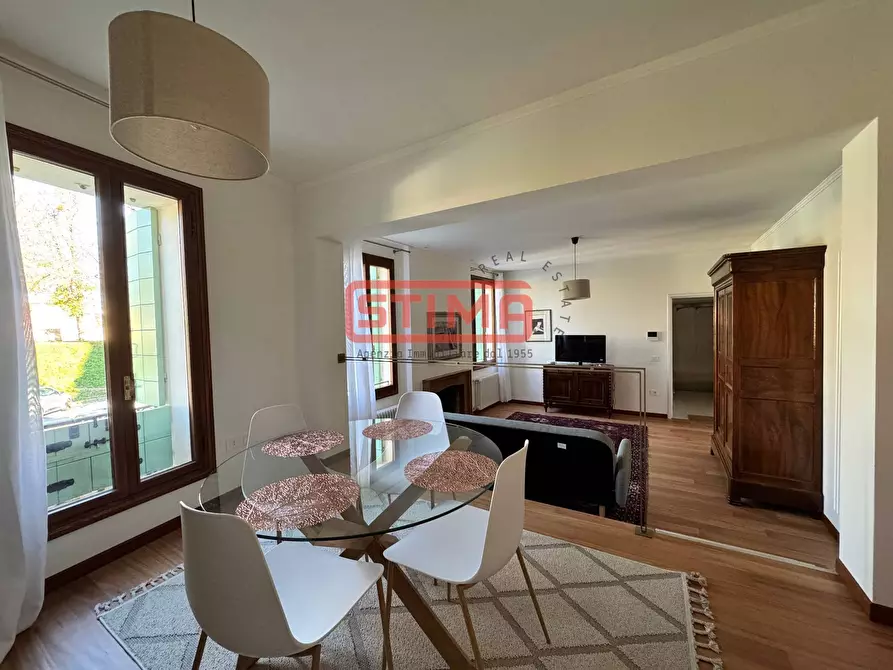 Immagine 1 di Appartamento in affitto  a Treviso