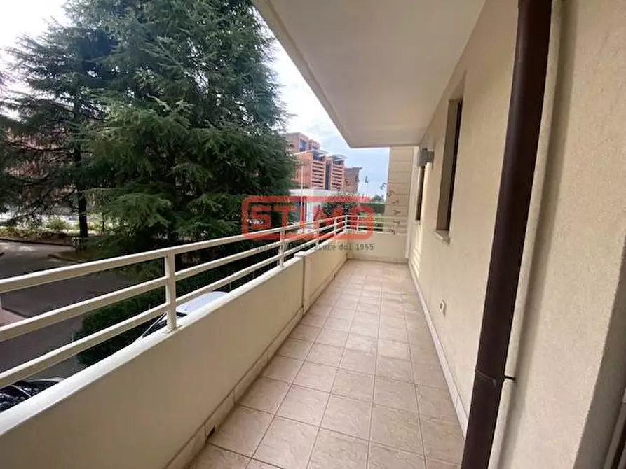 Immagine 5 di Appartamento in vendita  a Treviso