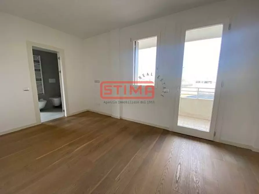 Immagine 10 di Appartamento in vendita  a Treviso