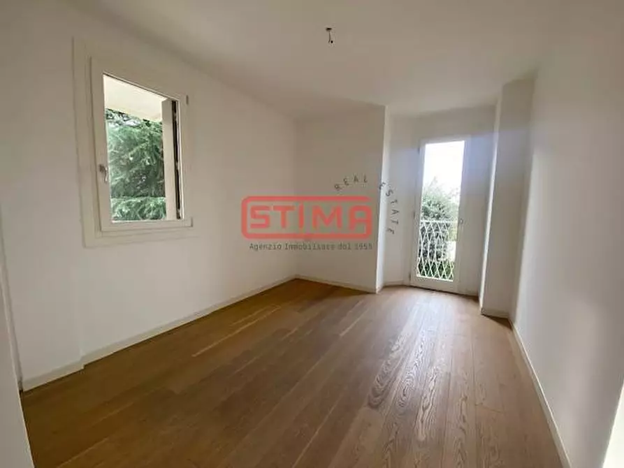 Immagine 17 di Appartamento in vendita  a Treviso