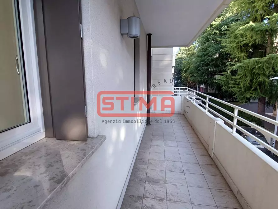 Immagine 1 di Appartamento in vendita  a Treviso