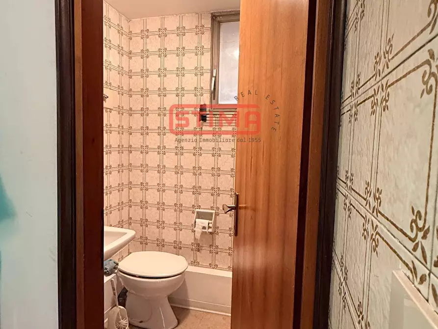 Immagine 8 di Negozio in affitto  in viale luzzatti a Treviso