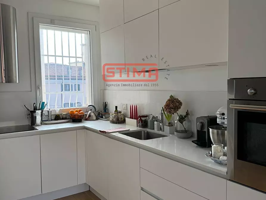 Immagine 4 di Appartamento in vendita  a Treviso