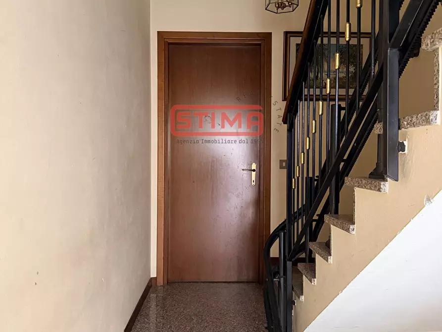 Immagine 5 di Appartamento in vendita  a Treviso