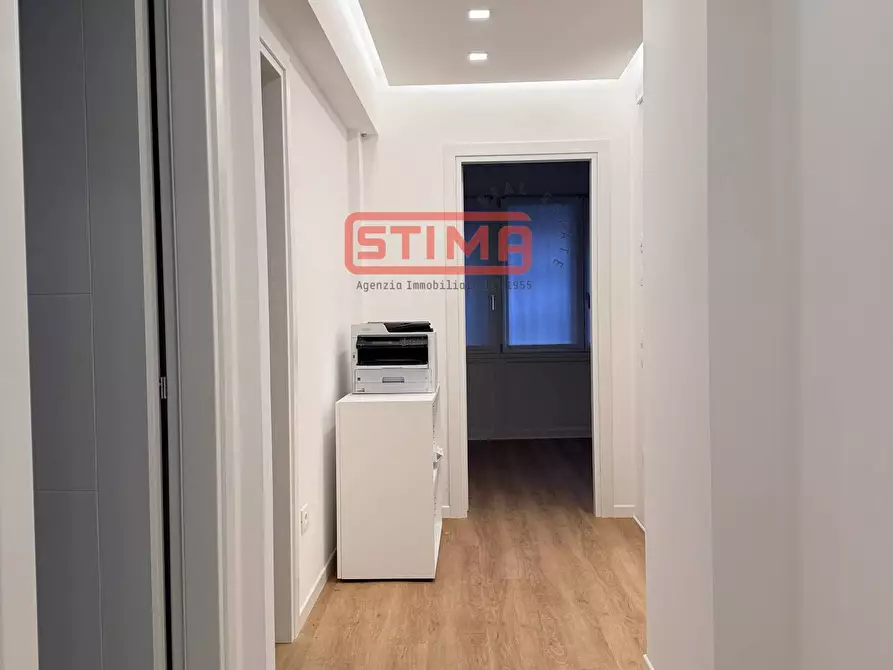 Immagine 8 di Ufficio in affitto  a Treviso