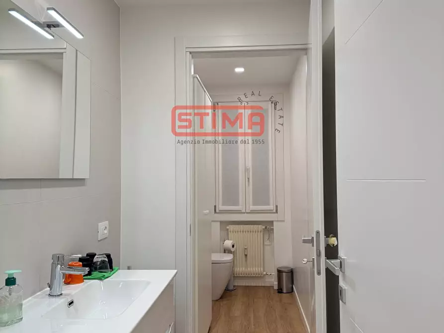 Immagine 9 di Ufficio in affitto  a Treviso