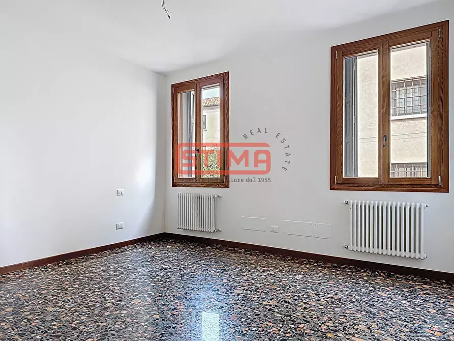 Immagine 9 di Appartamento in affitto  79 a Treviso