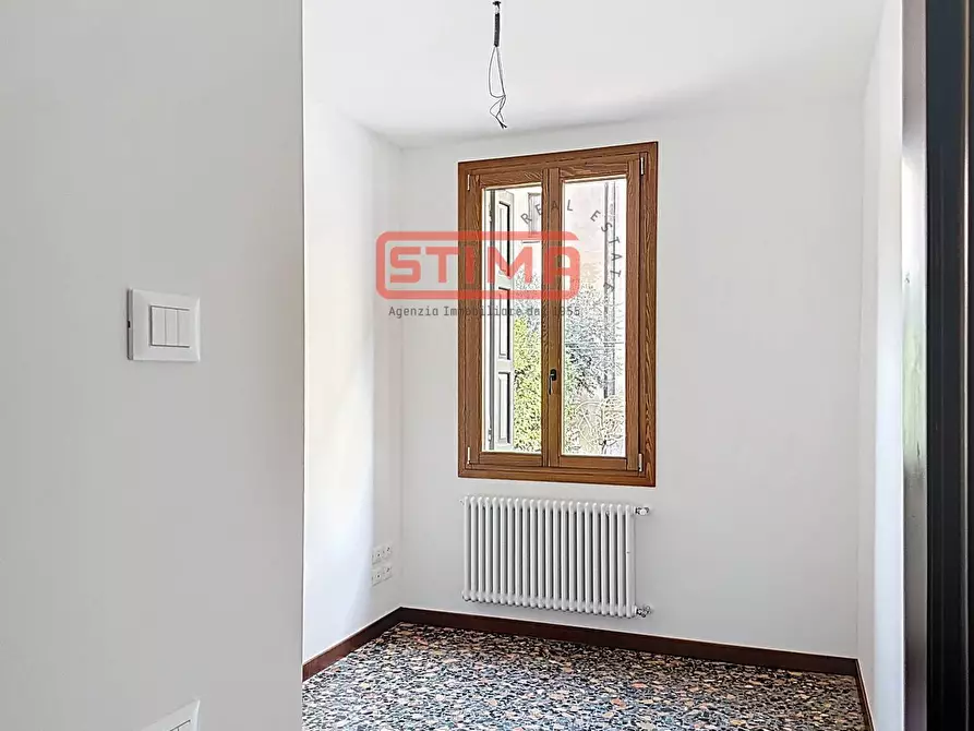 Immagine 17 di Appartamento in affitto  79 a Treviso
