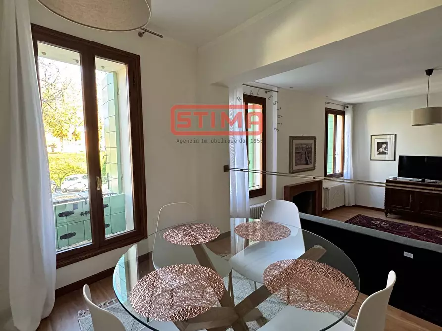 Immagine 3 di Appartamento in affitto  a Treviso
