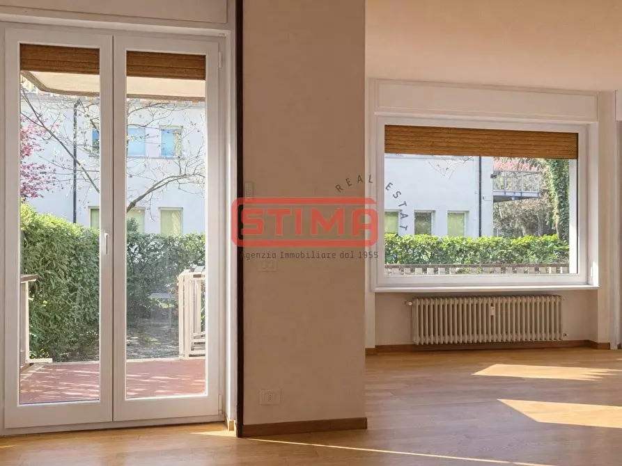 Immagine 3 di Appartamento in affitto  a Treviso