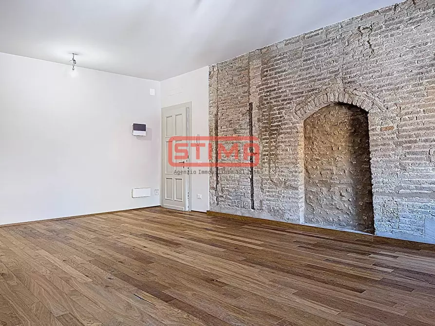 Immagine 29 di Appartamento in vendita  a Treviso