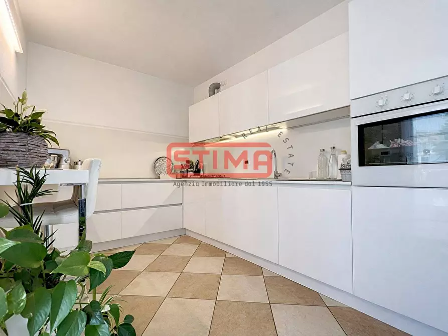 Immagine 6 di Appartamento in affitto  a Treviso
