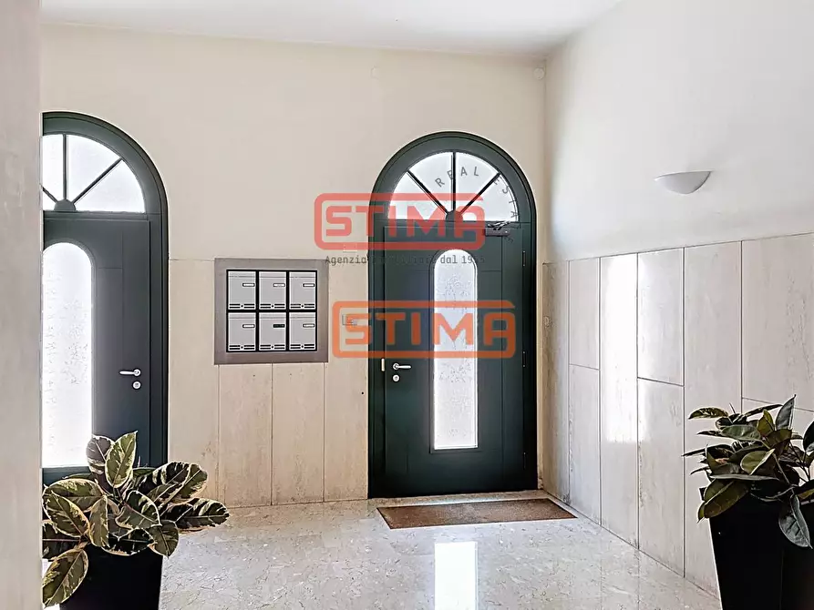 Immagine 37 di Appartamento in affitto  a Treviso