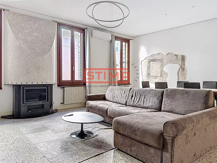 Immagine 8 di Appartamento in affitto  a Treviso