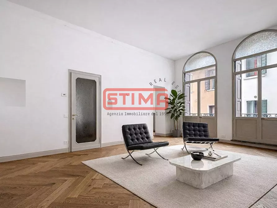 Immagine 2 di Appartamento in vendita  a Treviso