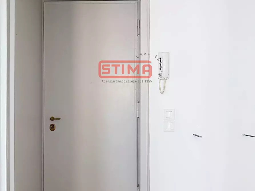 Immagine 13 di Appartamento in vendita  a Treviso