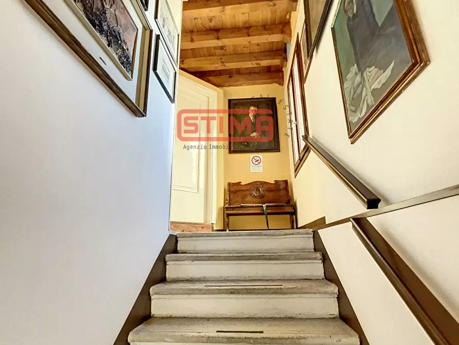 Immagine 2 di Palazzo in vendita  a Treviso