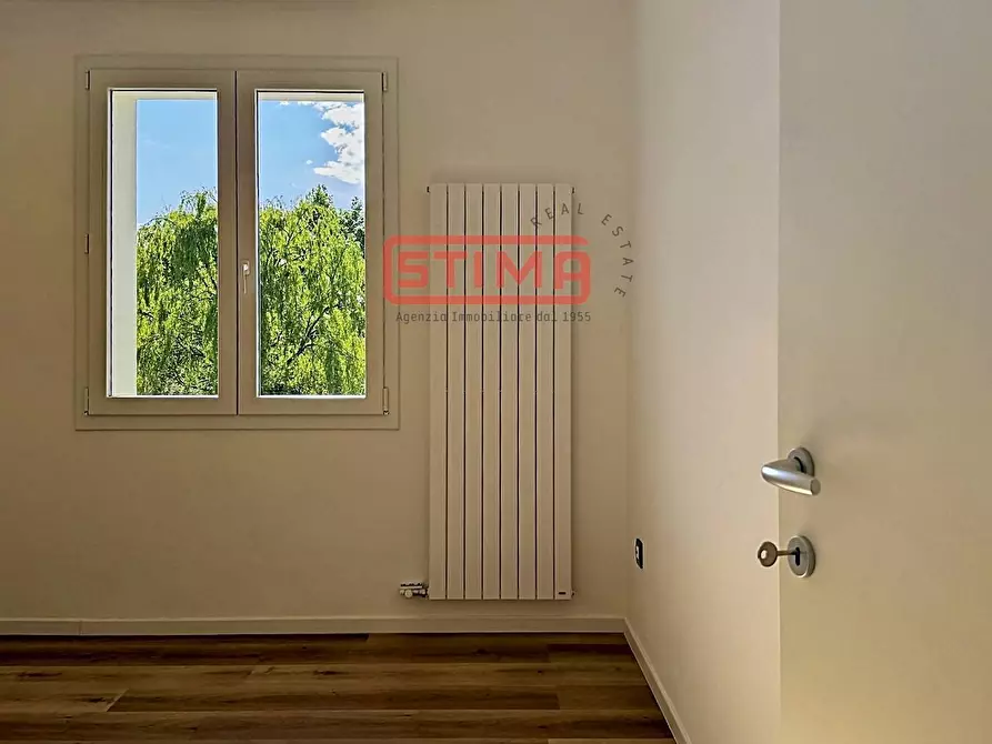 Immagine 10 di Villa in affitto  a Treviso