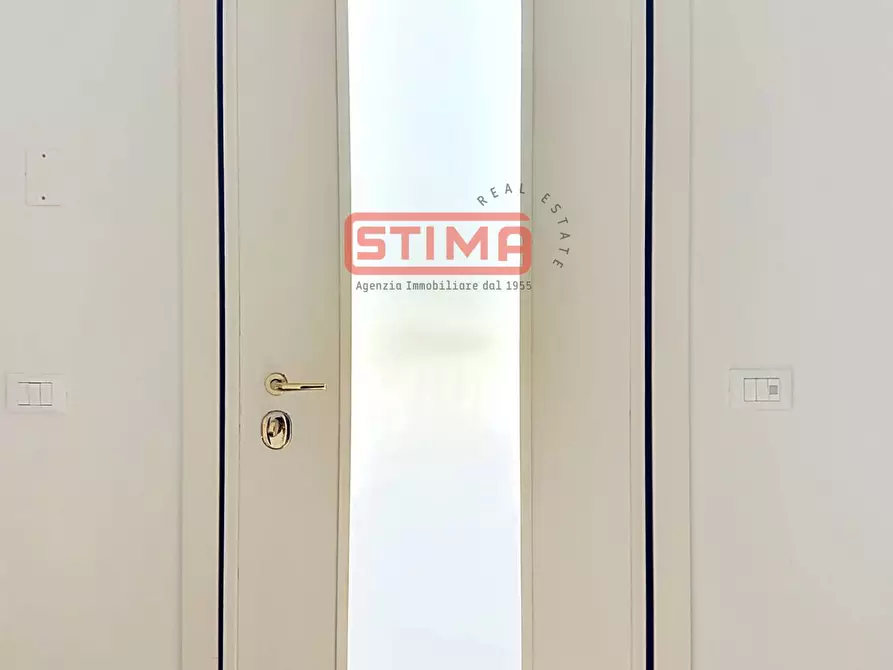 Immagine 18 di Villa in affitto  a Treviso
