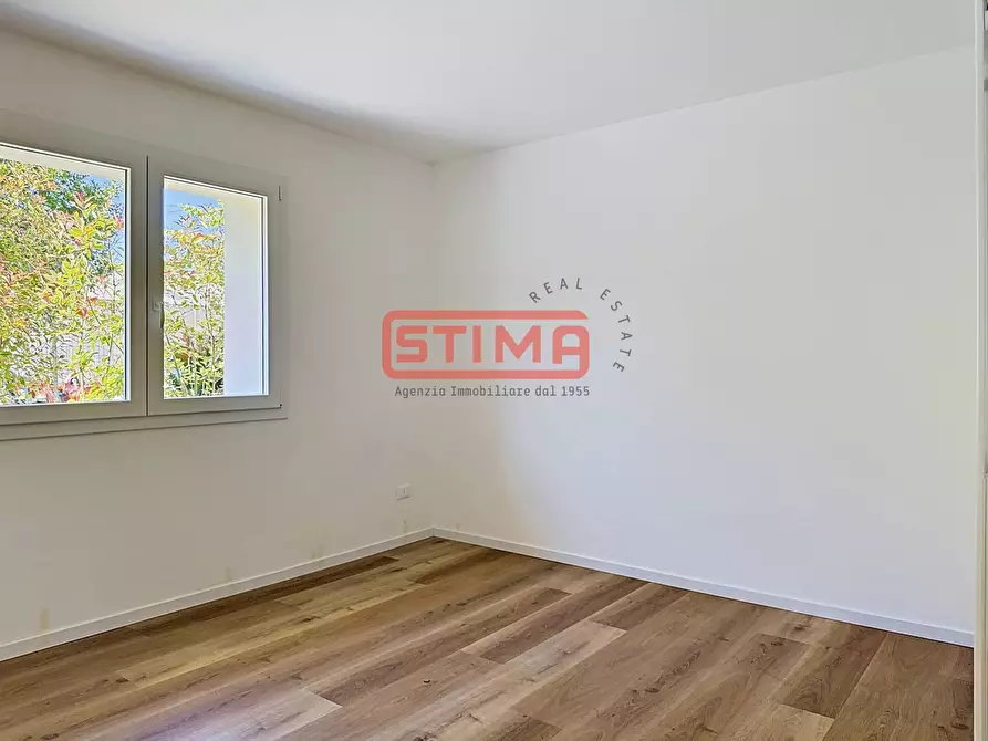 Immagine 6 di Villa in affitto  a Treviso
