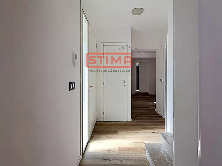 Immagine 32 di Villa in affitto  a Treviso