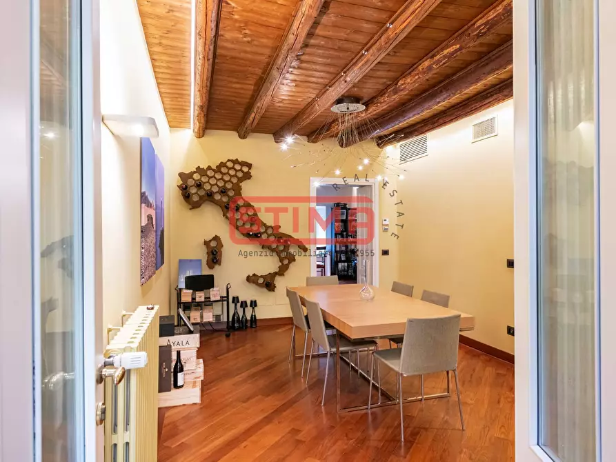 Immagine 10 di Appartamento in vendita  in via agostino bertani 16 a Milano