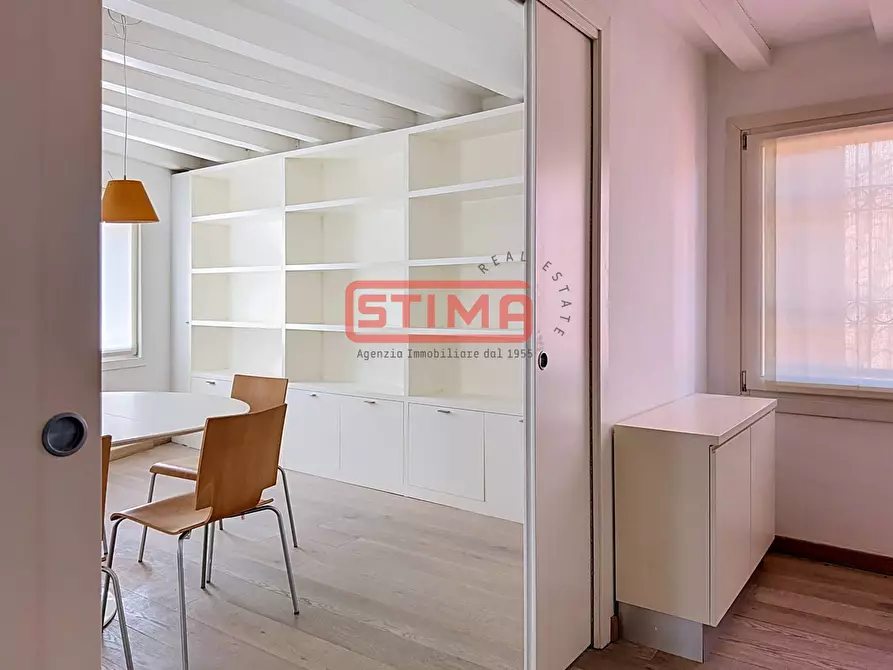 Immagine 13 di Appartamento in affitto  a Treviso
