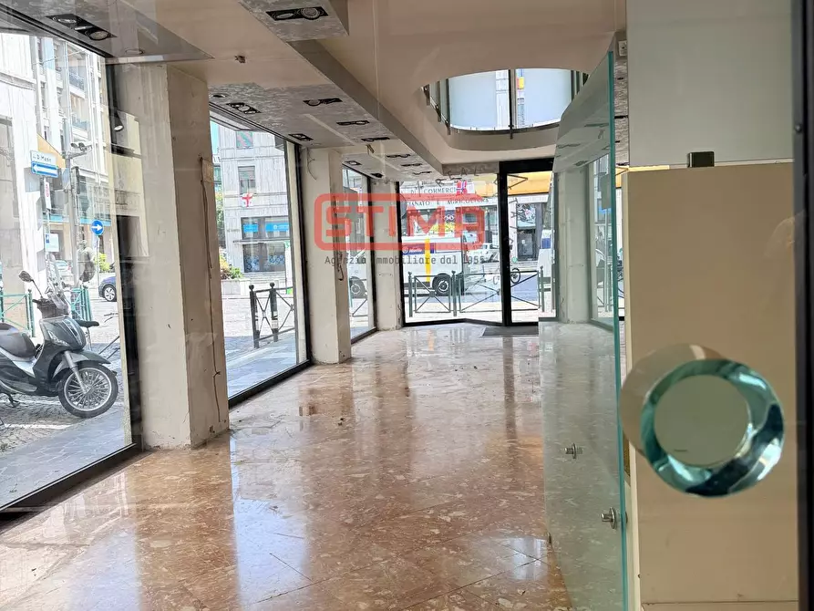 Immagine 4 di Negozio in affitto  a Treviso