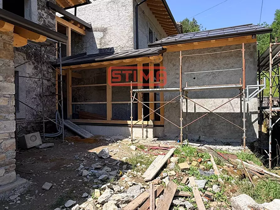 Immagine 23 di Appartamento in vendita  a Barcis