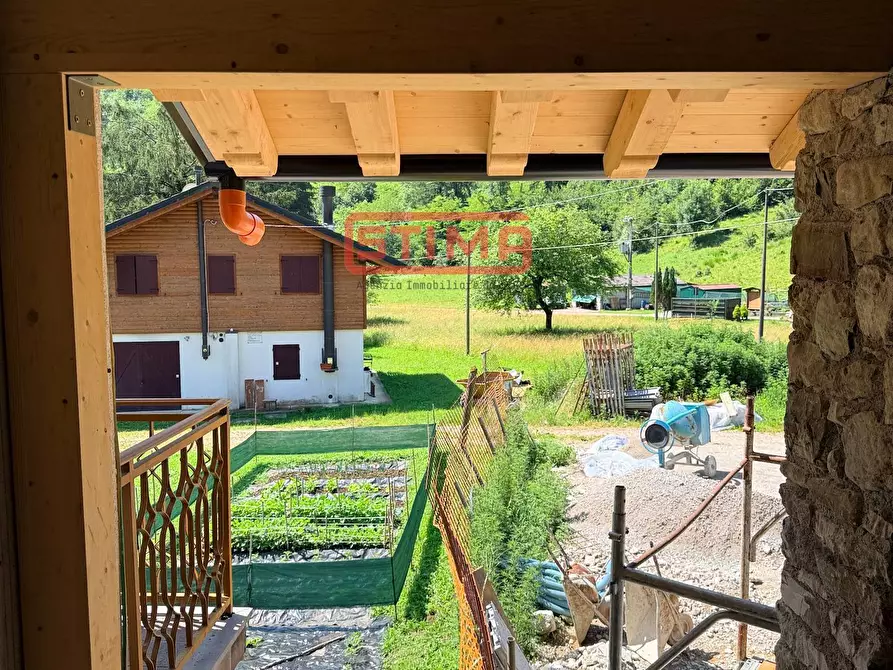 Immagine 37 di Appartamento in vendita  in località MOlassa a Barcis